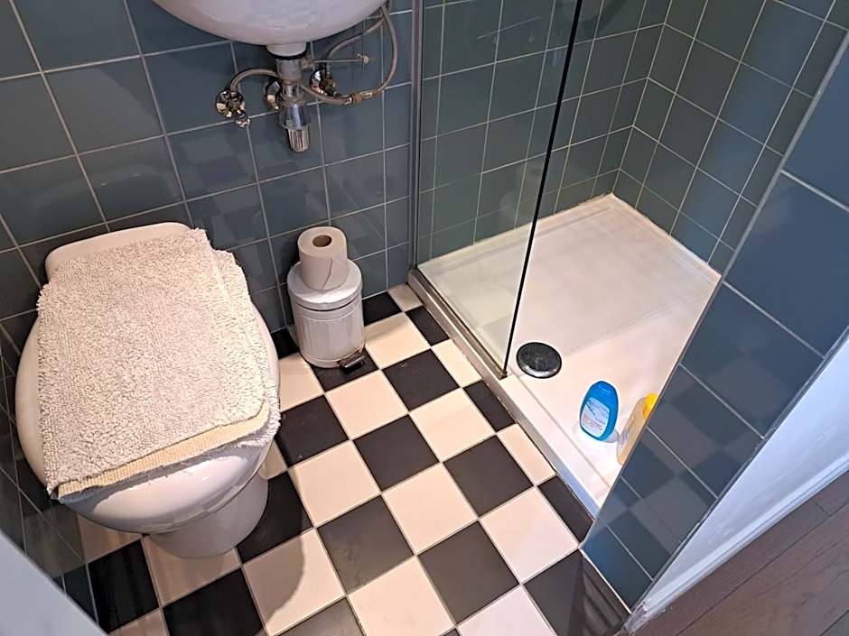 B&B Pickery