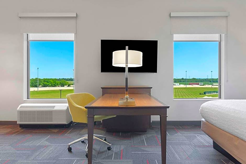 Hampton Inn And Suites By Hilton Columbus Scioto Downs, Oh