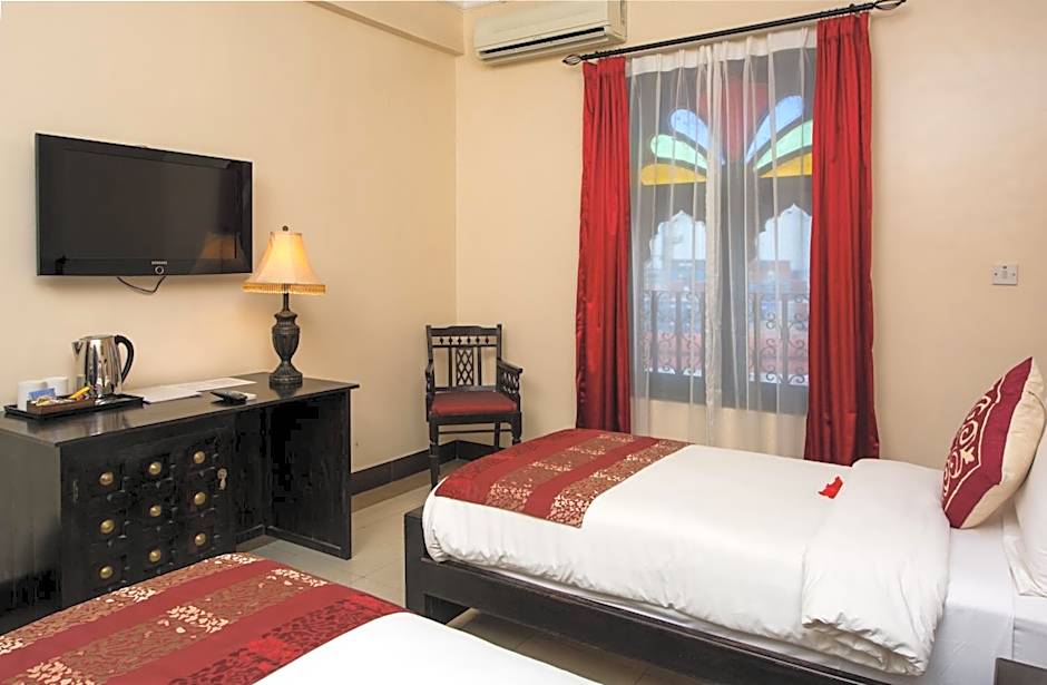 Golden Tulip Stone Town Boutique