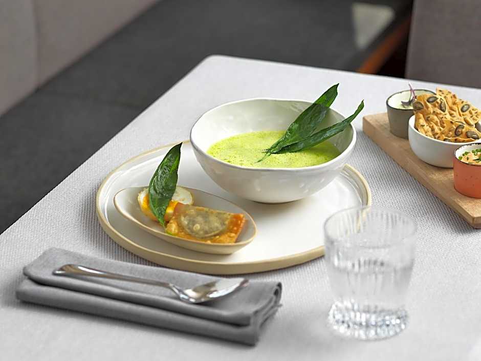 TAUROA Seehotel Grundlsee