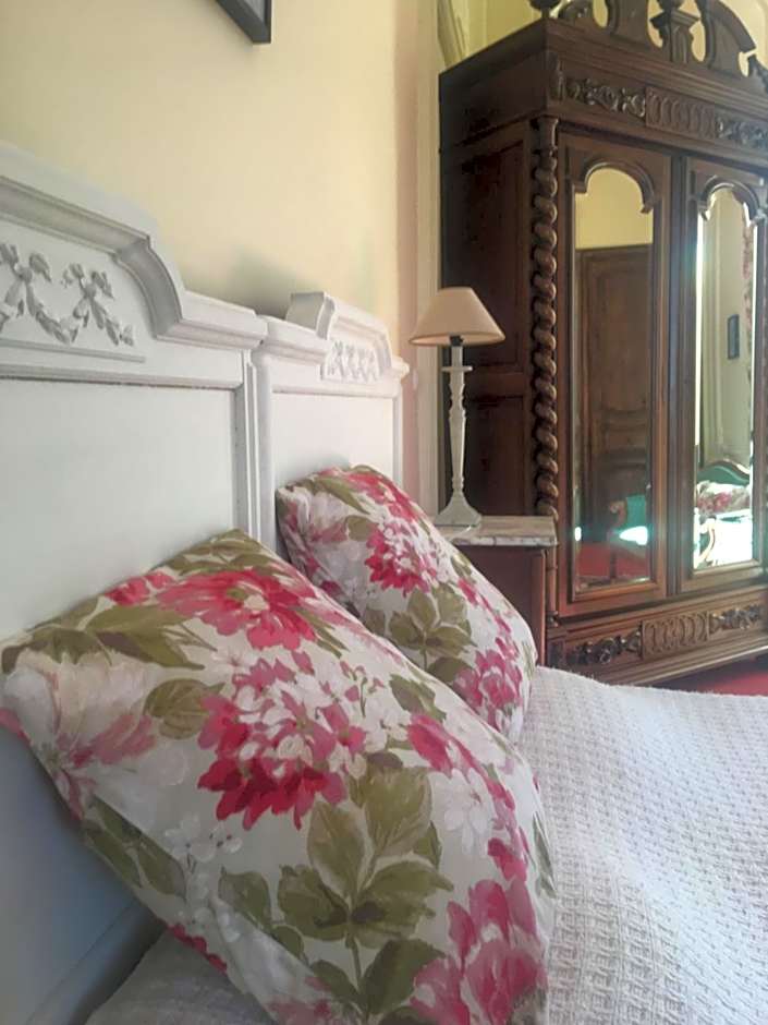 MANOIR de la RIVIERE