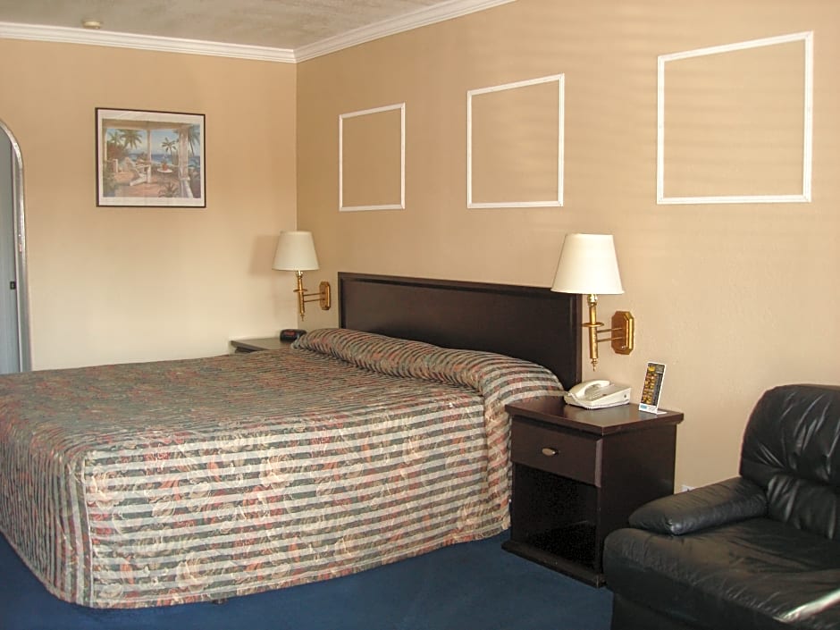 Anaheim Executive Inn & Suites