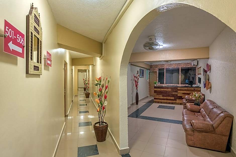 Hotel Raha Tower
