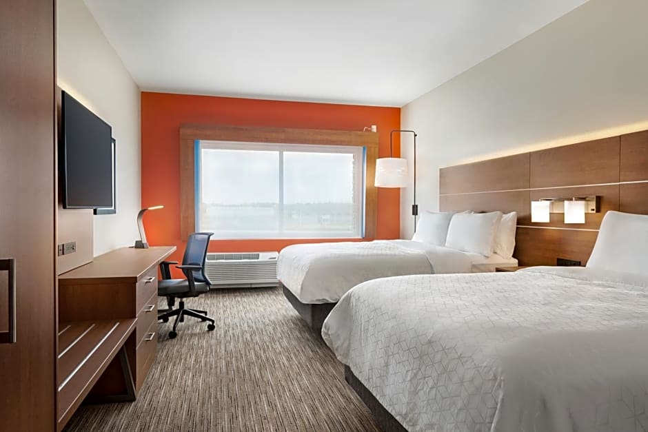 Holiday Inn Express & Suites - Beaver Dam