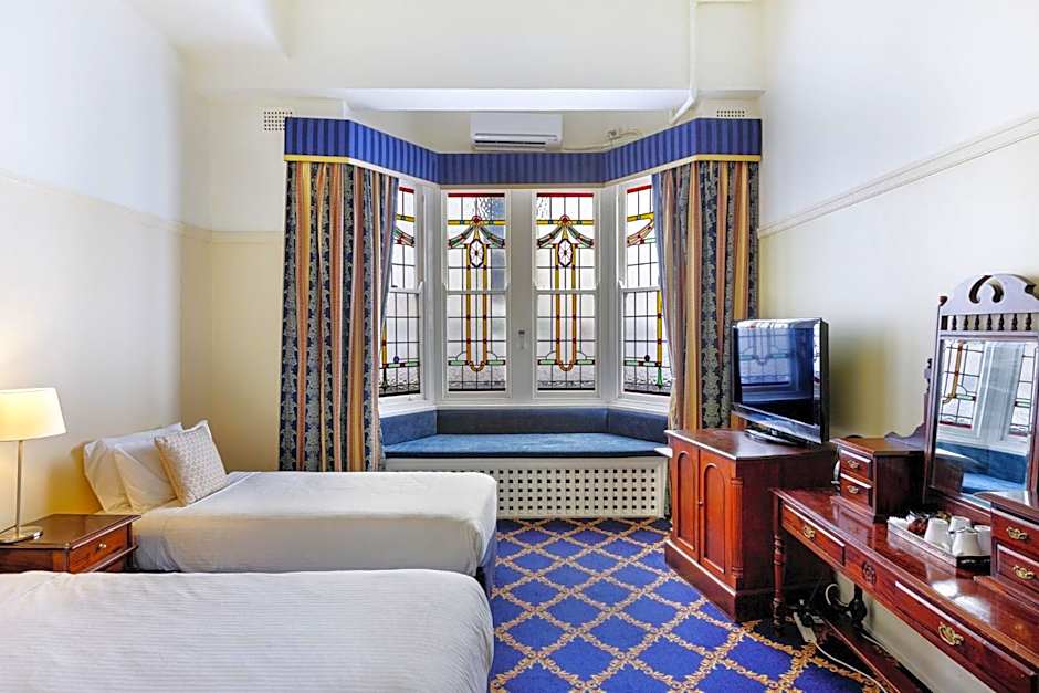 Carrington Hotel