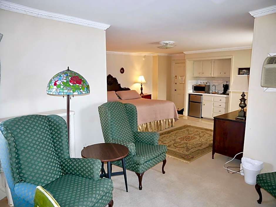 Photo 1 of 9 of Superior 1 King Bed Suite