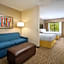 Holiday Inn Express & Suites Alpharetta By IHG