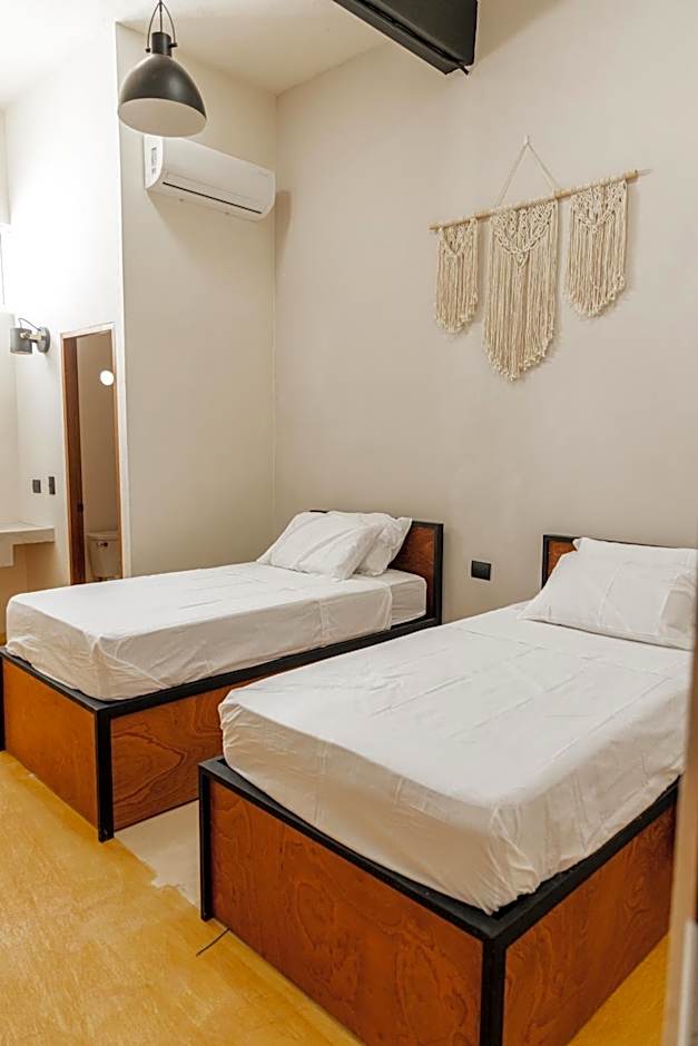 Caleta Hostel Rooftop & Pool