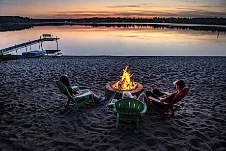 Spirit Lake Resort & Motel