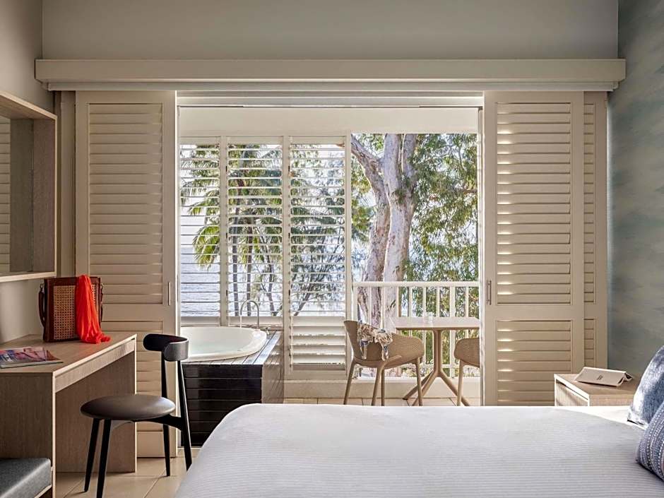 Peppers Beach Club & Spa