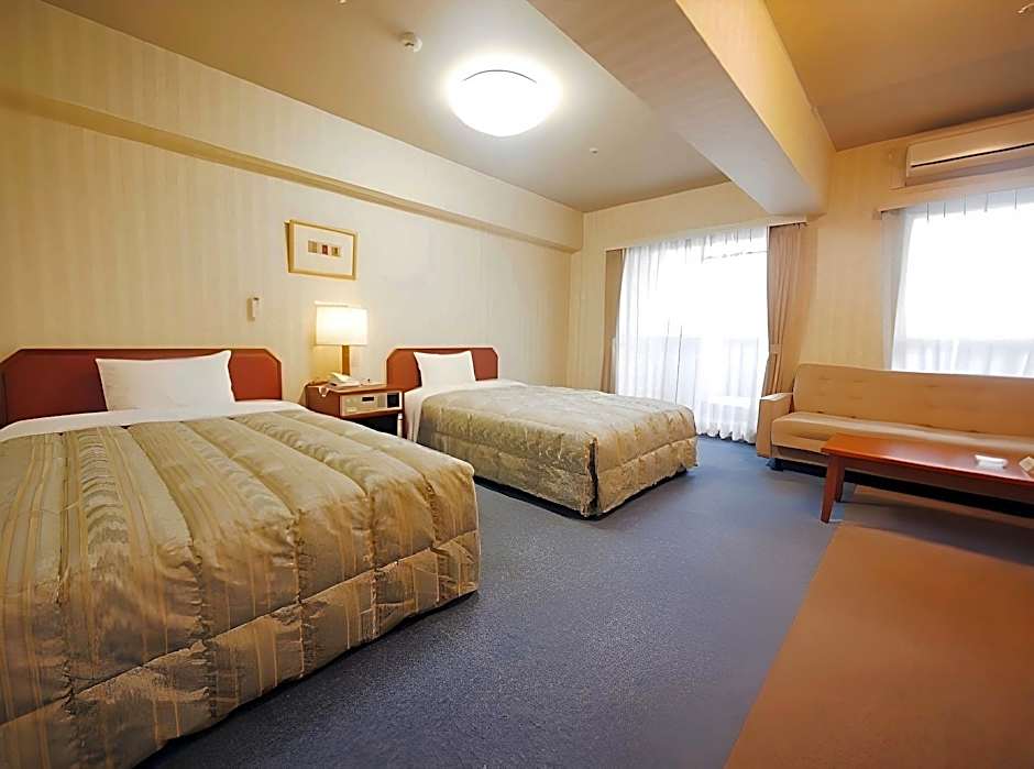 Hotel Route-Inn Kumamoto Ekimae