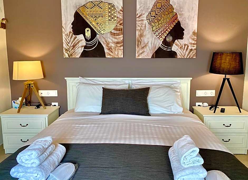 IONIAN SUITES by Bruskos