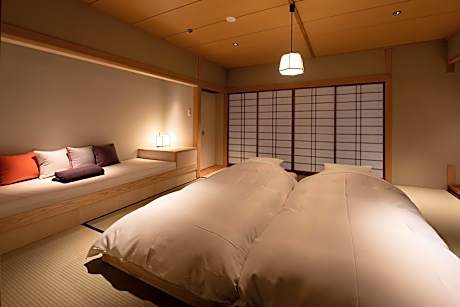 Japanese Style Twin Room with Indoor Onsen - Non-Smoking