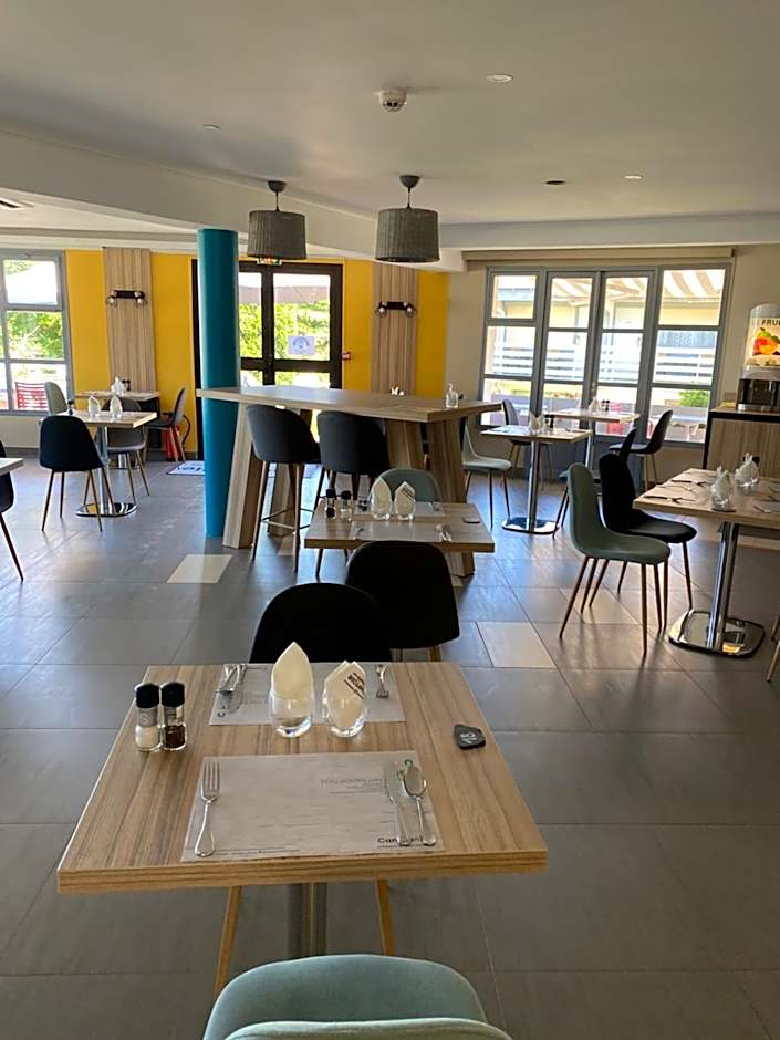 Hotel Restaurant Campanile De Saumur