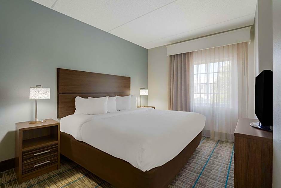MainStay Suites Wilmington - University Area