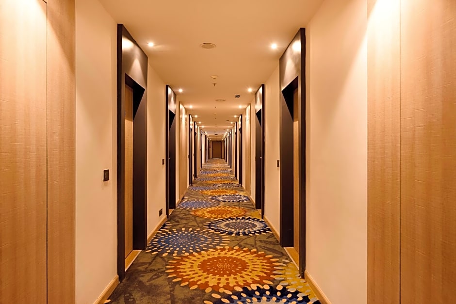 Delite Sarovar Portico Faridabad