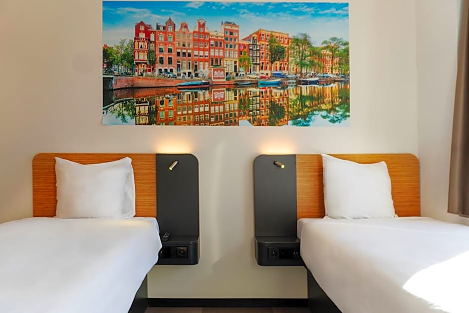 easyHotel Amsterdam Arena Boulevard