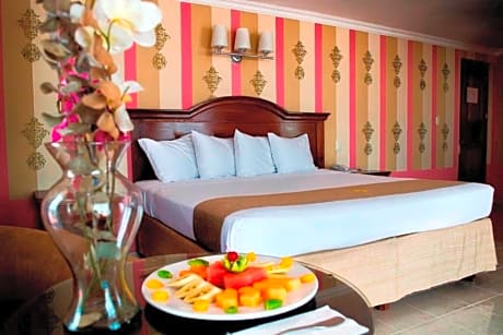Junior Suite with King Bed
