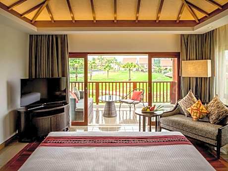 Premium Deluxe King Room with View