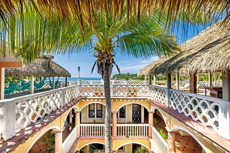 Hotel Flor de Maria