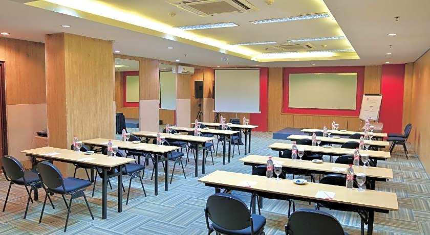 HOM Semarang Simpang Lima By Horison