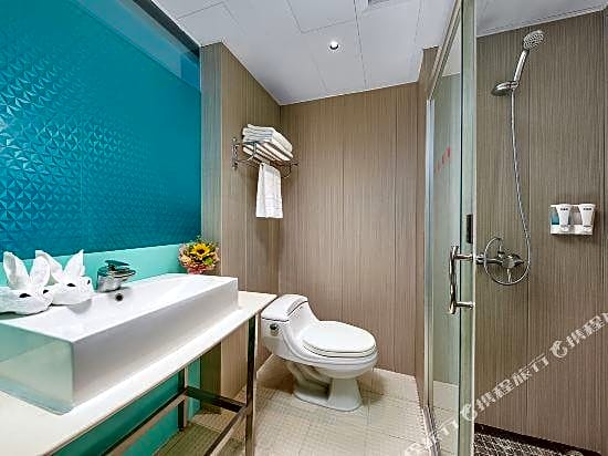 Kaiserdom Hotel China Plaza