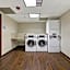 Holiday Inn Express & Suites Carpinteria By IHG