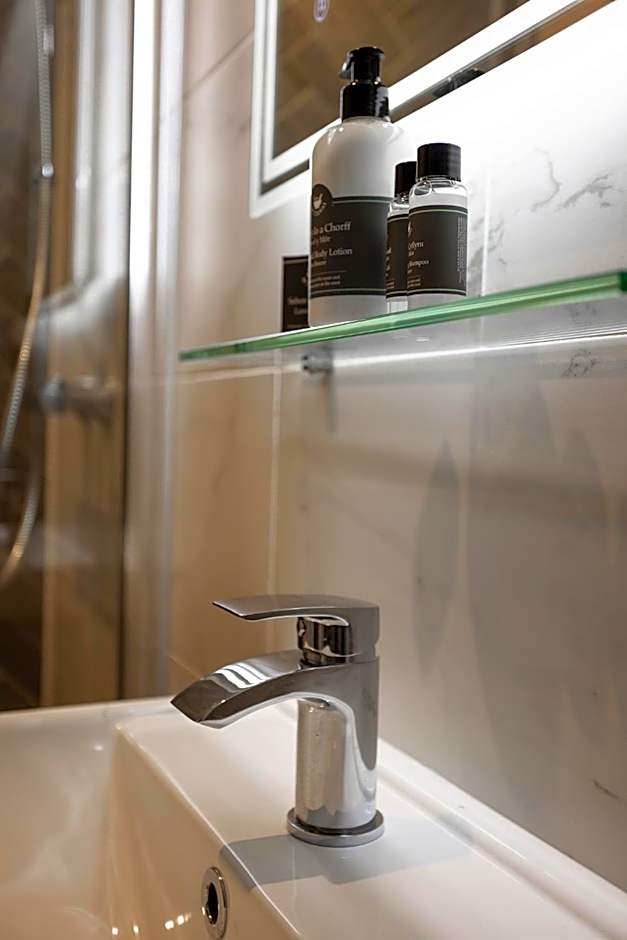 The Town Crier, Tenby