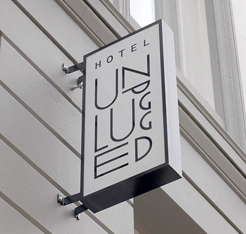 Hotel Unplugged