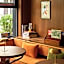 Latroupe Hotel Jardin Secret