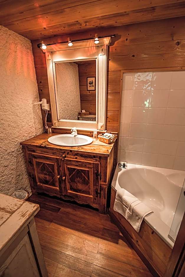 Les Chalets de la Serraz