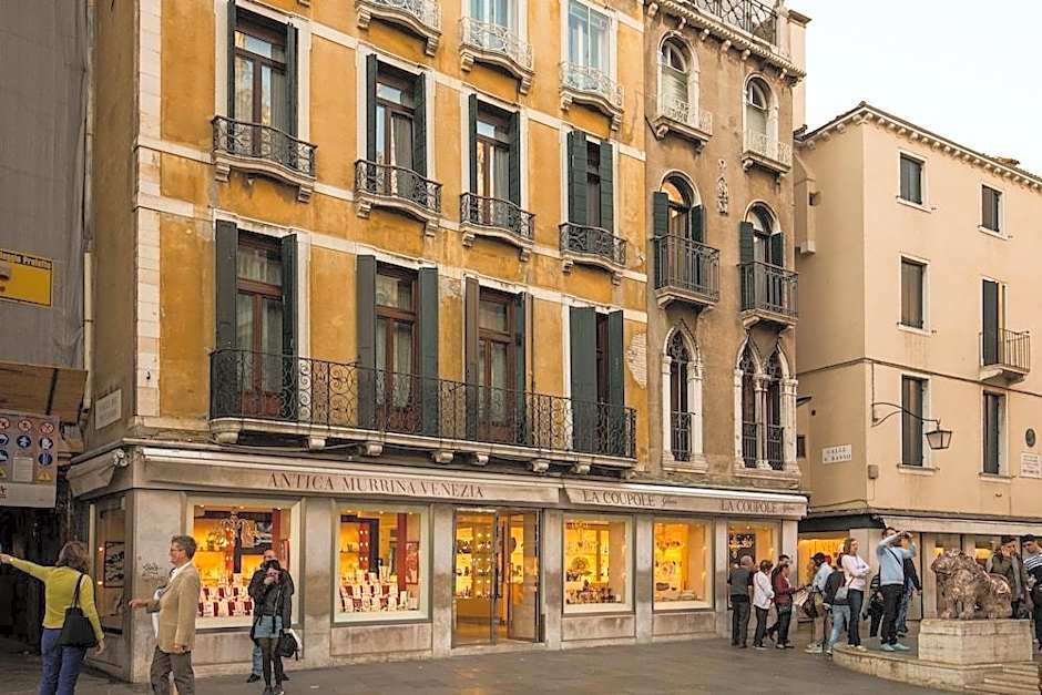 Relais Piazza San Marco