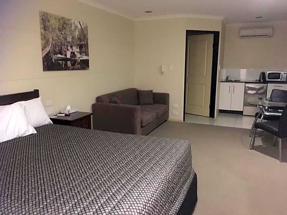 Balranald Club Motel