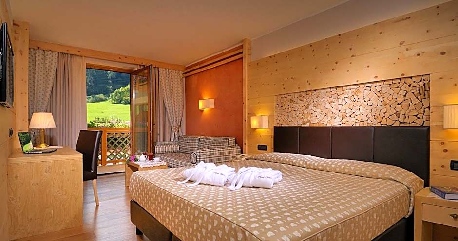 Tevini Dolomites Charming Hotel