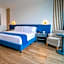 Wyndham Guayaquil, Puerto Santa Ana
