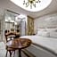 February Boutique Hotel Hwanggeum