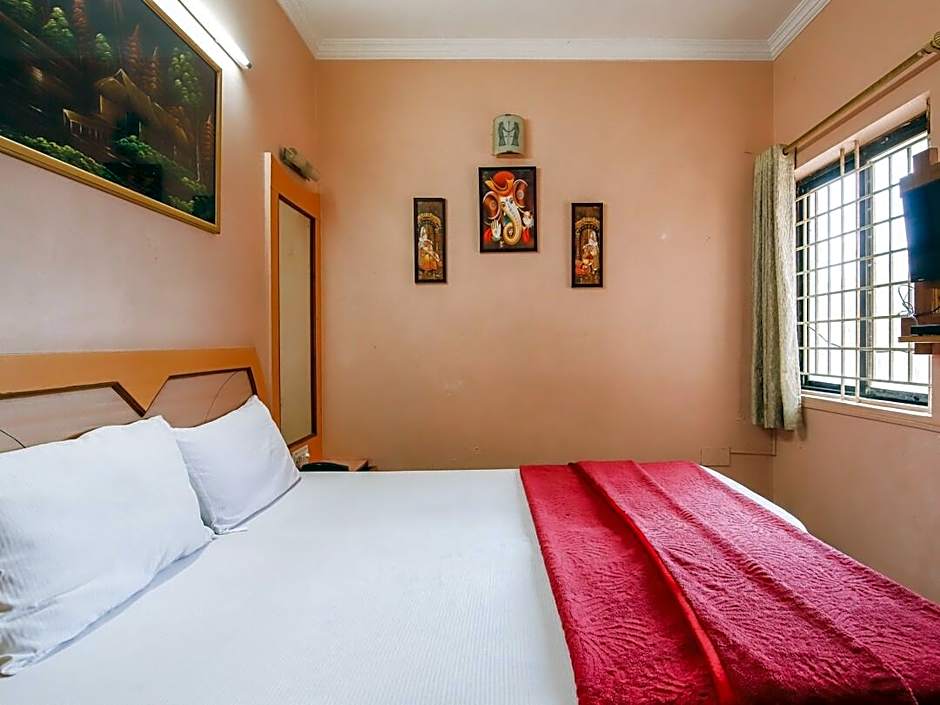 Sri Shambhavi Comforts Apartment