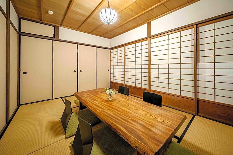 Hatoba an Machiya House