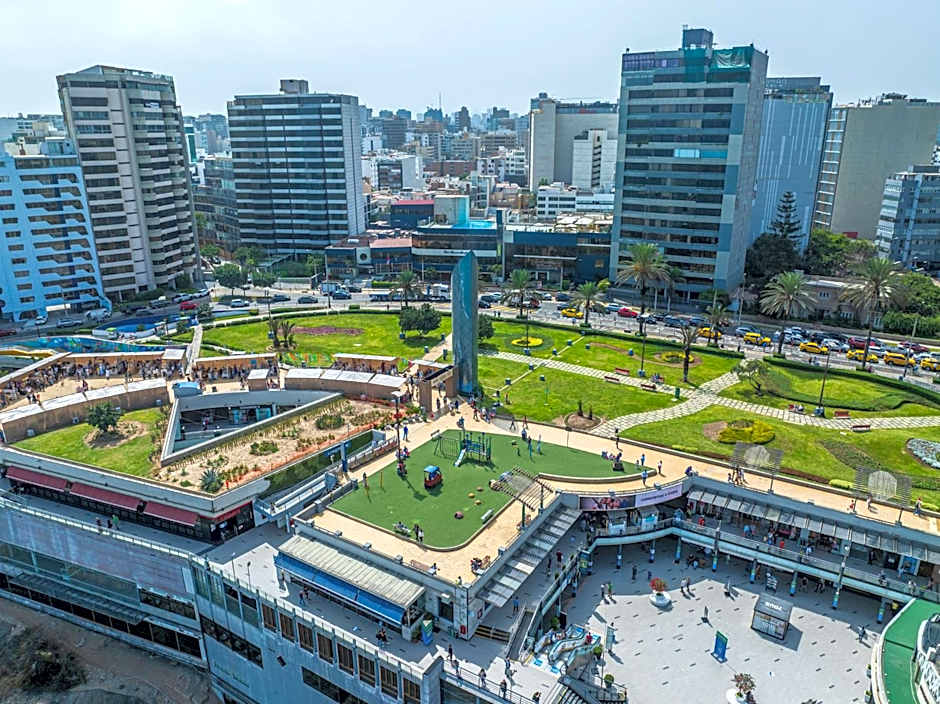 Sonesta Hotel El Olivar