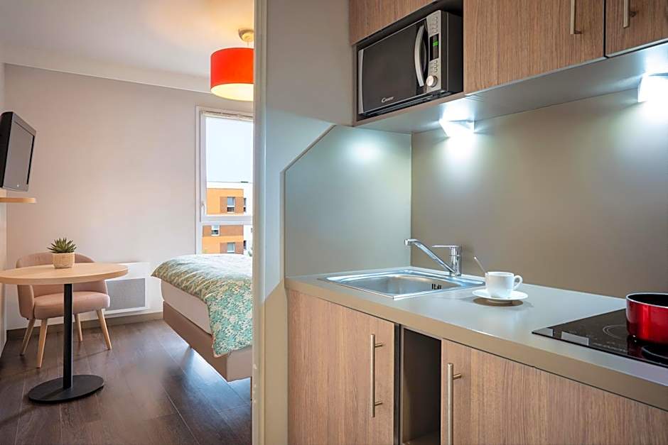 Residhome Paris-Guyancourt