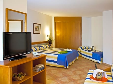 Azuline Hotel - Apartamento Rosamar