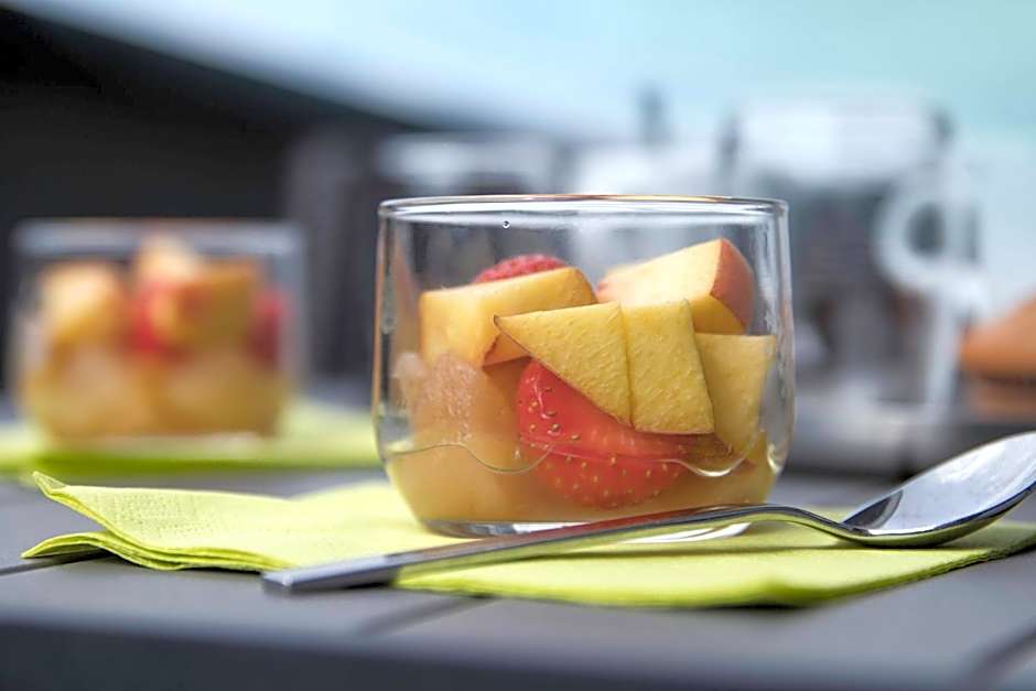 Holiday Inn Express Toulouse Airport By IHG