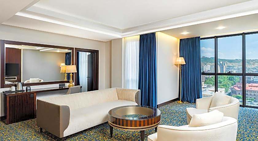 Ramada Hotel & Suites by Wyndham Yerevan