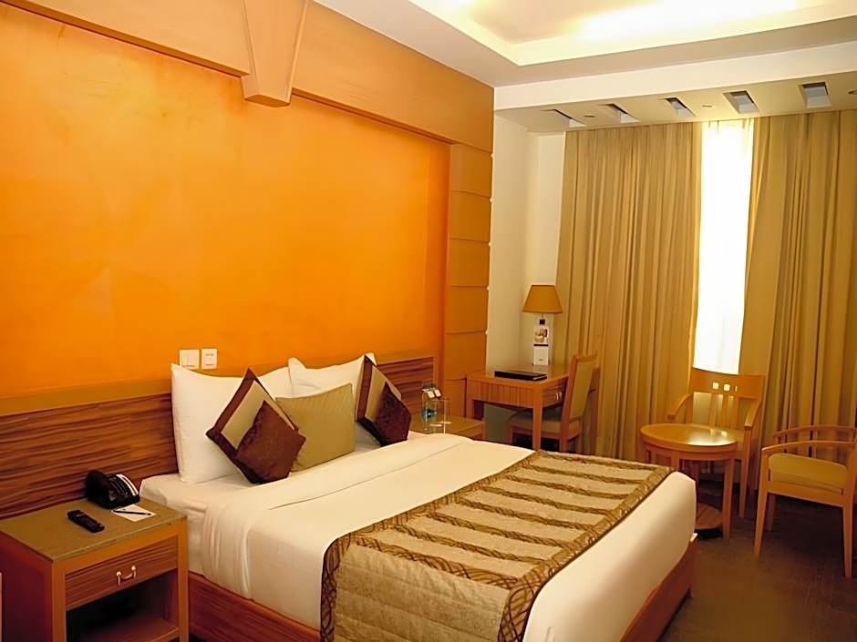Hotel Saffron Kiran
