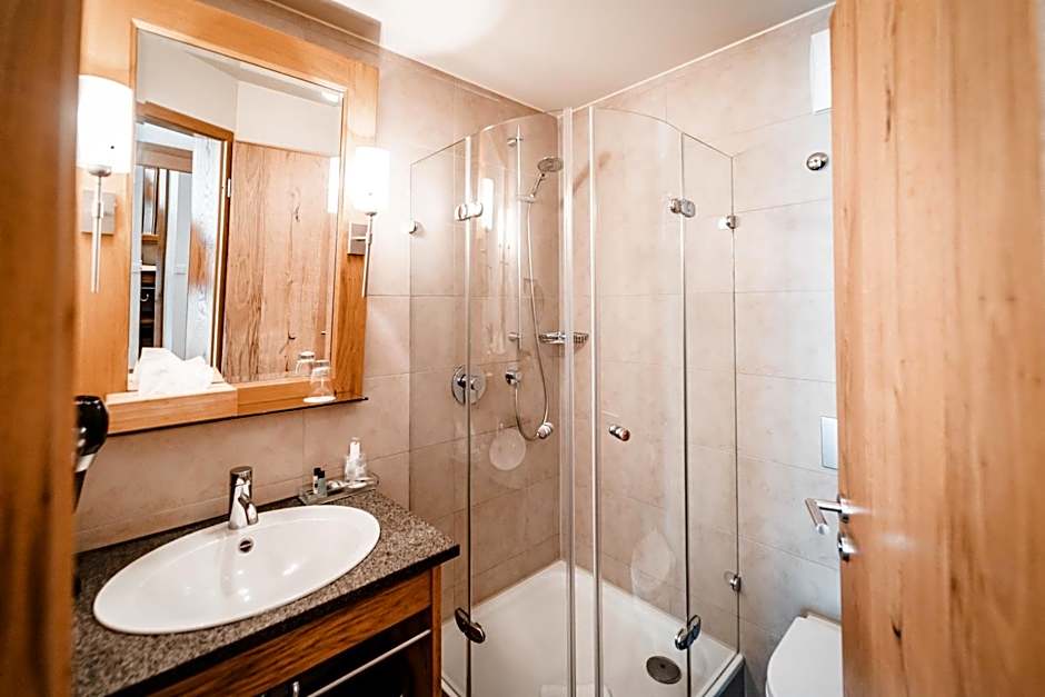 Hotel & Gasthof Lowen