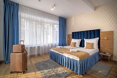 Premium Apartment with Kitchenette and Balcony (2 Adults)