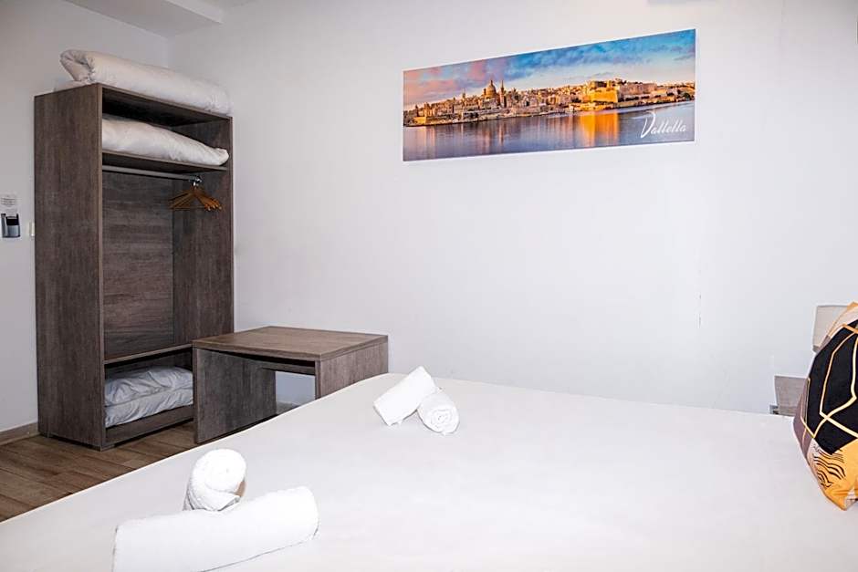 Napoli Suites Studios Aparthotel