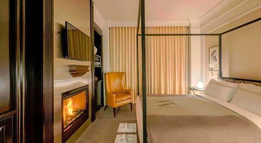 Fifteen Beacon Hotel