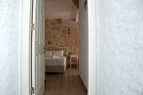 Triple Room with Pool View