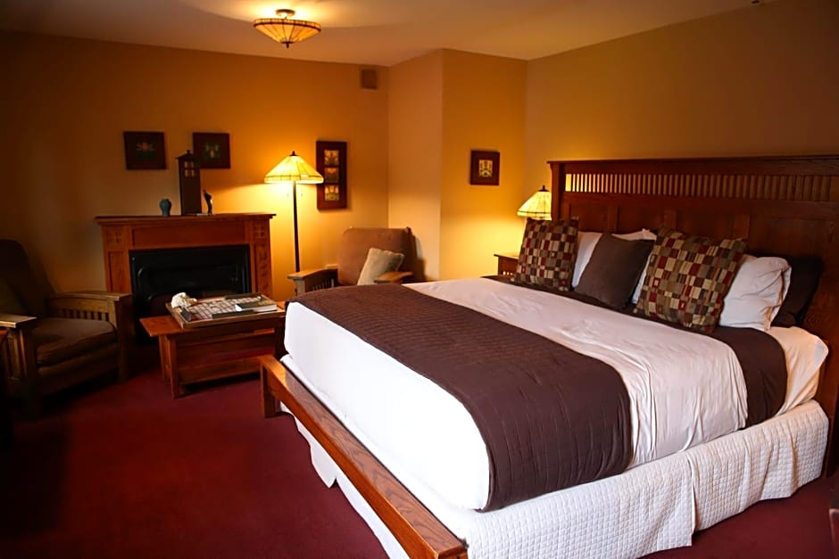Settlers Inn